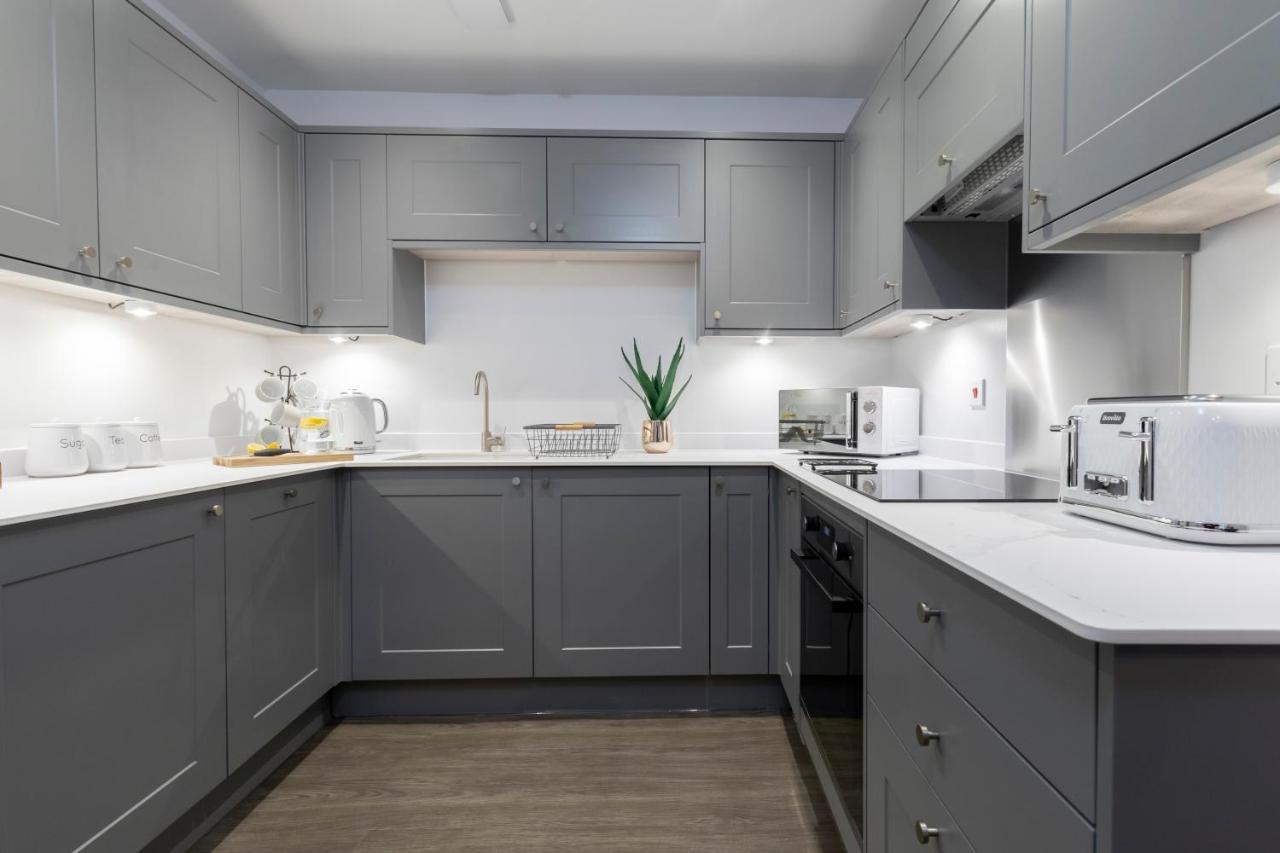 Elliot Oliver - Luxury 2 Bedroom Regency Apartment With Parking & Ev Charger Τσέλτενχαμ Εξωτερικό φωτογραφία